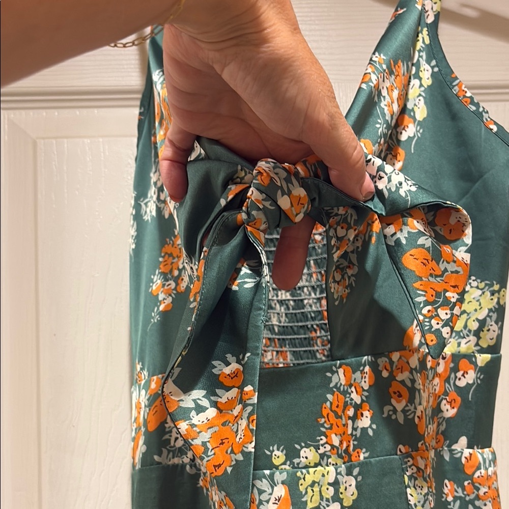 Floral Green Dress - Picture 4 of 7